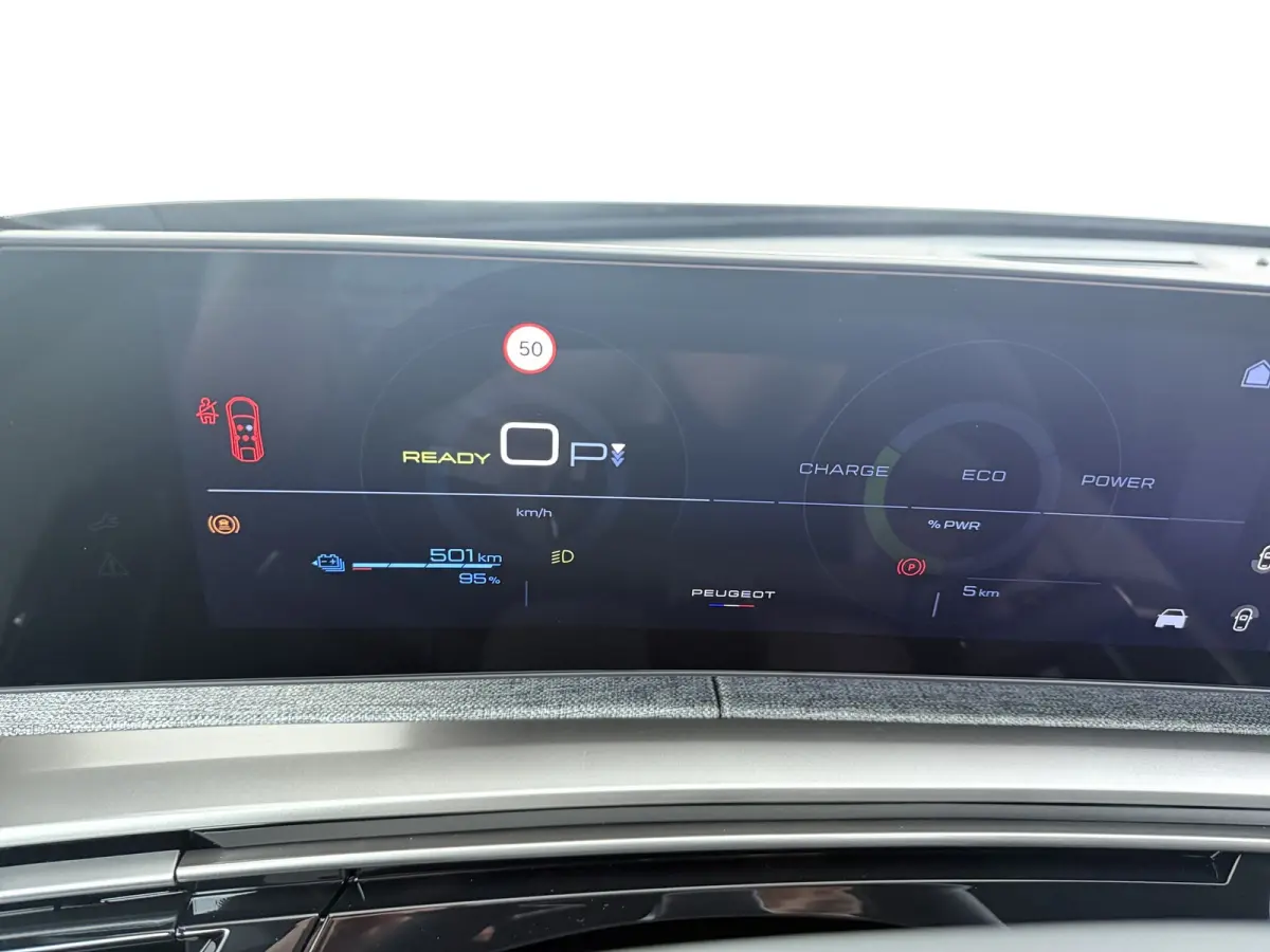 | Demo Deal | Allure Avantage 210 73 kWh | Cruise control adaptief met Stop&Go | Dodehoek detectie | Rondomzicht camera