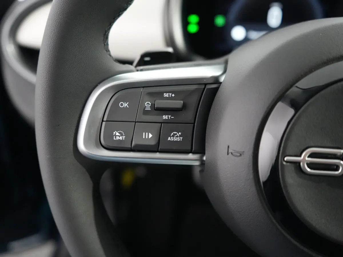 1.2 Hybrid La Prima | Achteruitrijcamera | Airco (automatisch) | Apple Carplay/Android Auto|telefoonintegratie premium