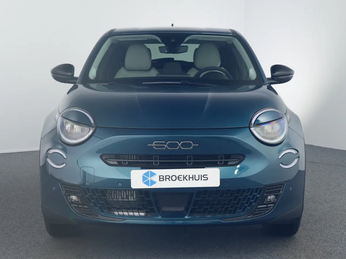 1.2 Hybrid La Prima | Achteruitrijcamera | Airco (automatisch) | Apple Carplay/Android Auto|telefoonintegratie premium