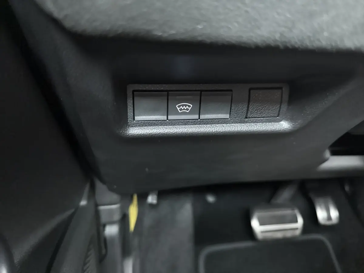 Ibrida 1.2 Sport Speciale | Achterlichten LED | Achteruitrijcamera met 180° Area view | Adaptive cruisecontrol (Adaptive Cruise Control)
