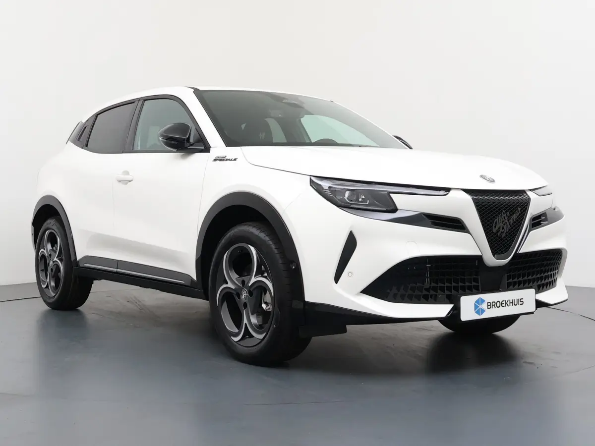 Ibrida 1.2 Sport Speciale | Achterlichten LED | Achteruitrijcamera met 180° Area view | Adaptive cruisecontrol (Adaptive Cruise Control)