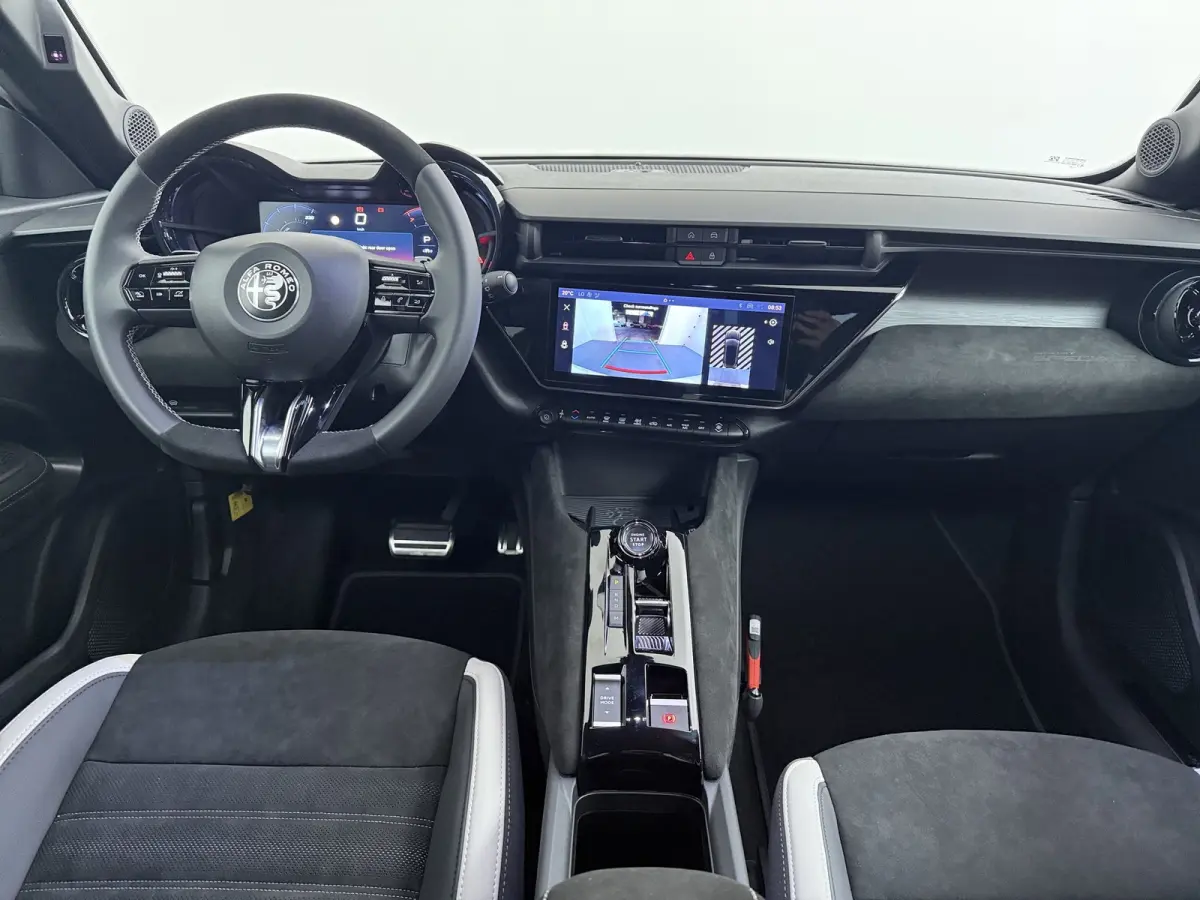 Ibrida 1.2 Sport Speciale | Achterlichten LED | Achteruitrijcamera met 180° Area view | Adaptive cruisecontrol (Adaptive Cruise Control)