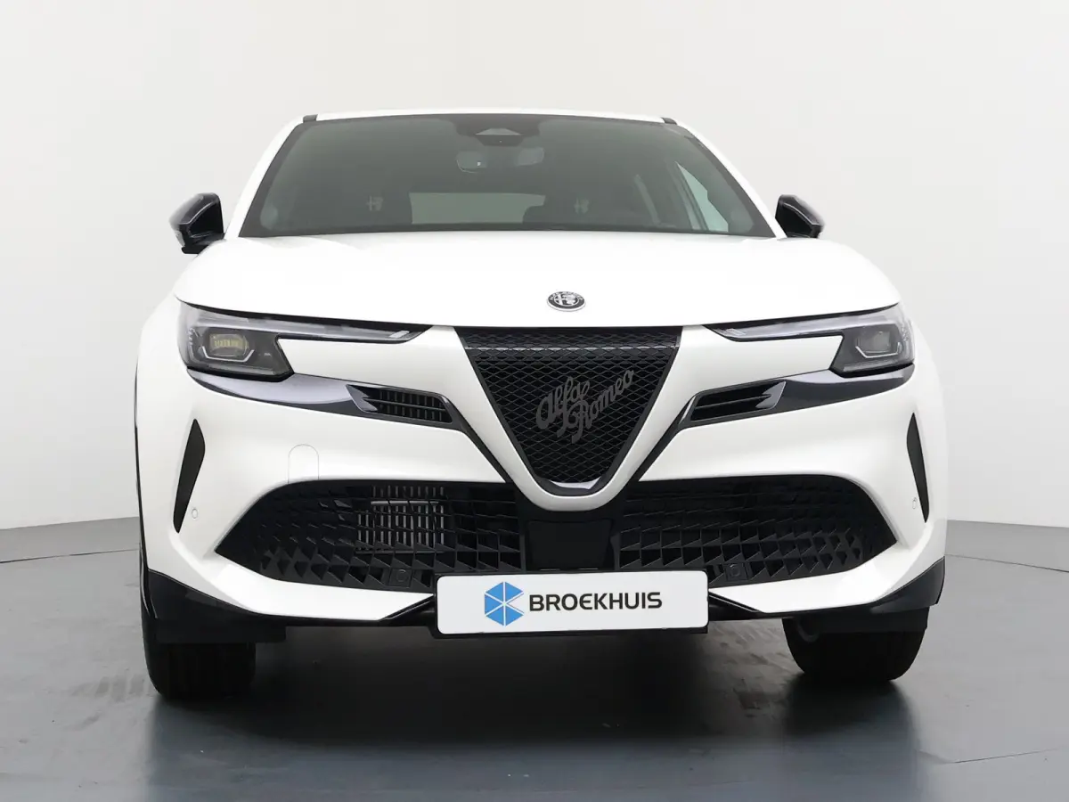 Ibrida 1.2 Sport Speciale | Achterlichten LED | Achteruitrijcamera met 180° Area view | Adaptive cruisecontrol (Adaptive Cruise Control)