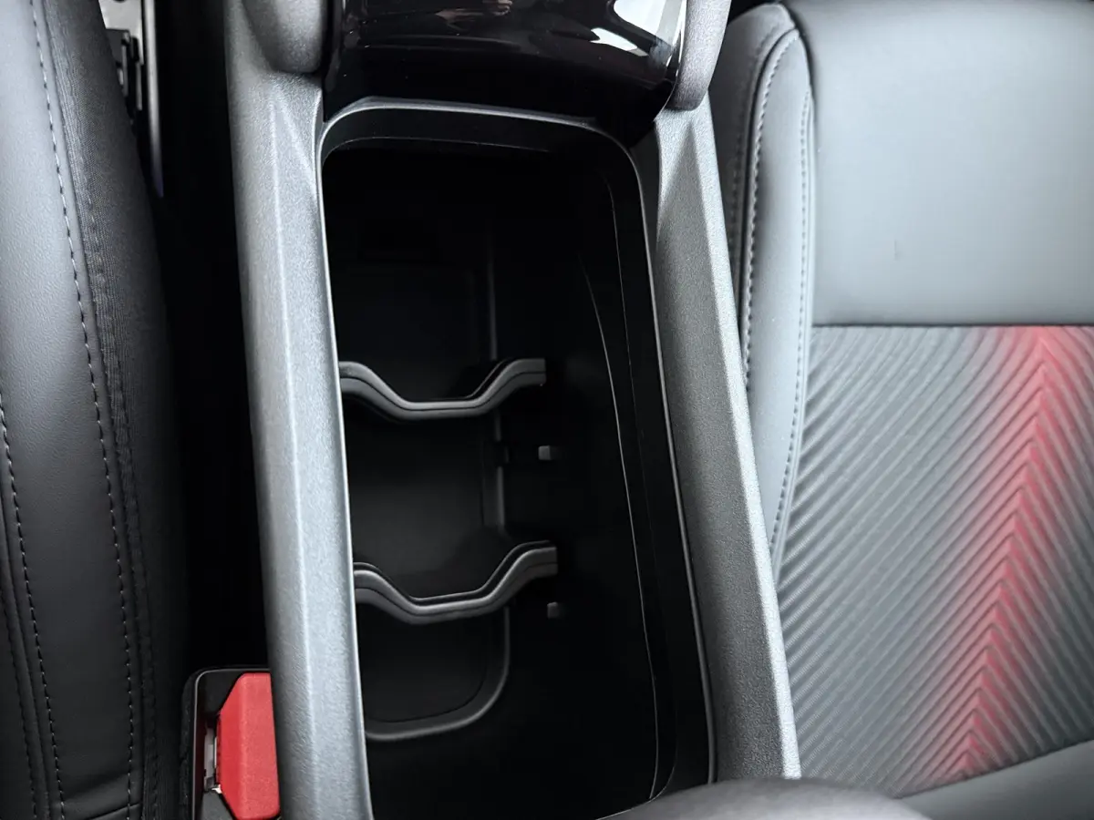 1.2 Turbo Hybrid Ibrida Ti | Achteruitrijcamera | Apple Carplay/Android Auto|telefoonintegratie premium | Armsteun voor