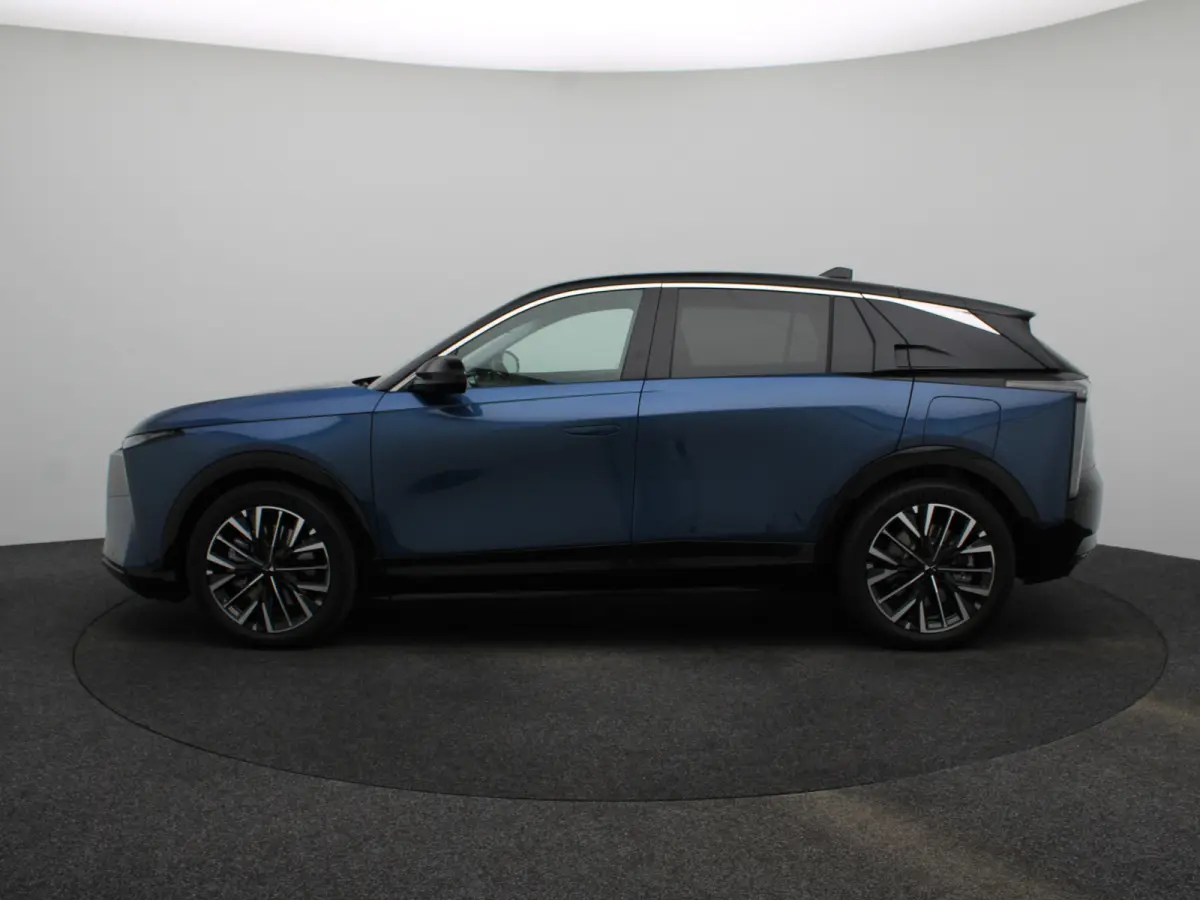 E-Tense Etoile 74 kWh | Nu in de showroom | Focal | leder | Stoel verw. + verkoeling | Massage | Panoramadak | 8 jaar garantie |