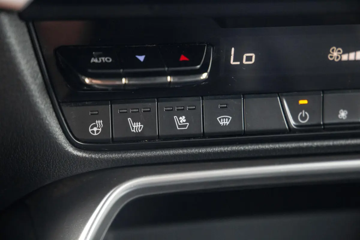 2.5 e-SkyActiv PHEV Homura CAMERA / STOELVERWARMING + KOELING / CARPLAY / ADAPTIVE CRUISE