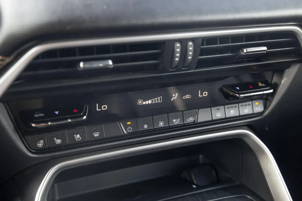 2.5 e-SkyActiv PHEV Homura CAMERA / STOELVERWARMING + KOELING / CARPLAY / ADAPTIVE CRUISE
