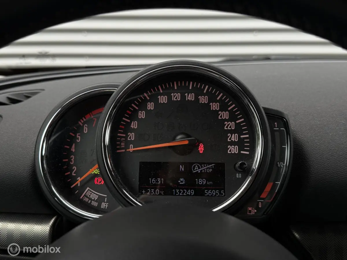 1.5 One Chili Business Plus | Adap Cruise | Keyless entry | LED | Navi | Stoelverw | Parkeersensor | Verw voorruit |