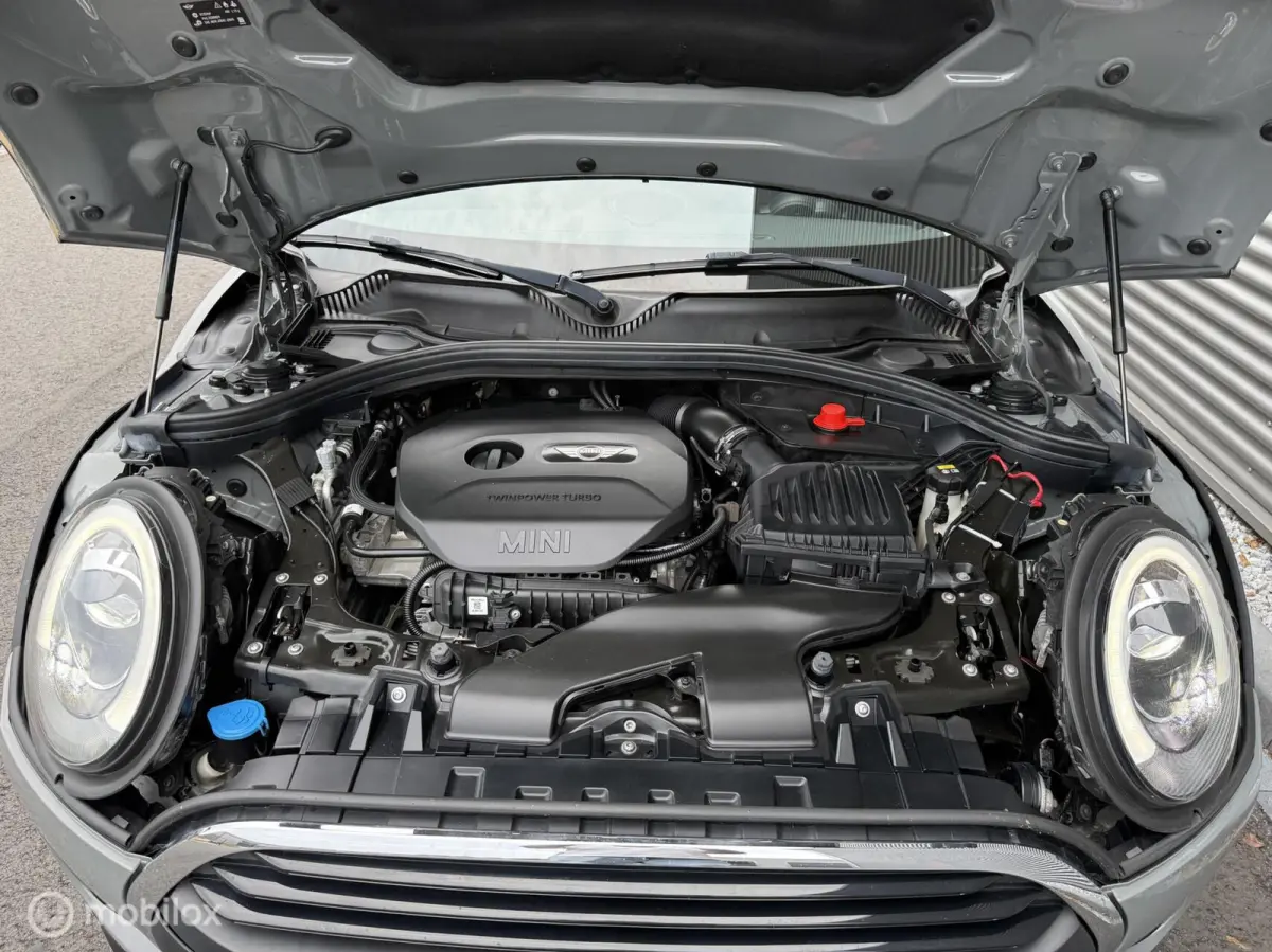1.5 One Chili Business Plus | Adap Cruise | Keyless entry | LED | Navi | Stoelverw | Parkeersensor | Verw voorruit |