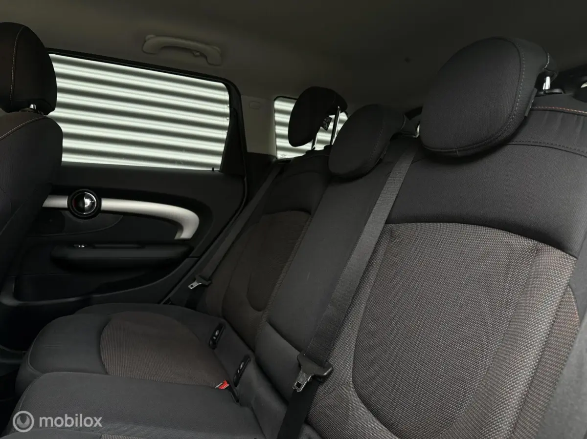 1.5 One Chili Business Plus | Adap Cruise | Keyless entry | LED | Navi | Stoelverw | Parkeersensor | Verw voorruit |