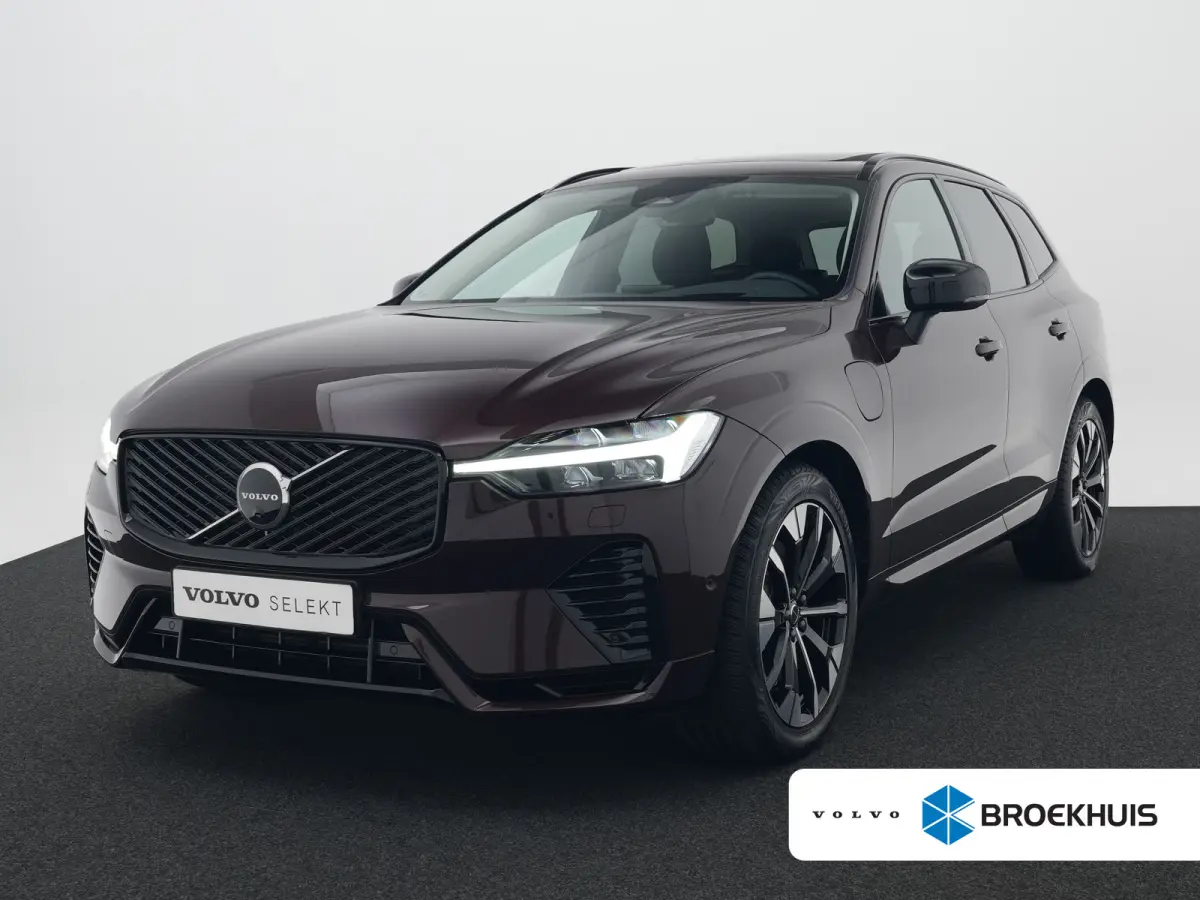 T6 Recharge AWD Ultra Dark | Luchtvering | Head-Up | Harman/Kardon | 360° | Panoramadak | All Seasons | Trekhaak
