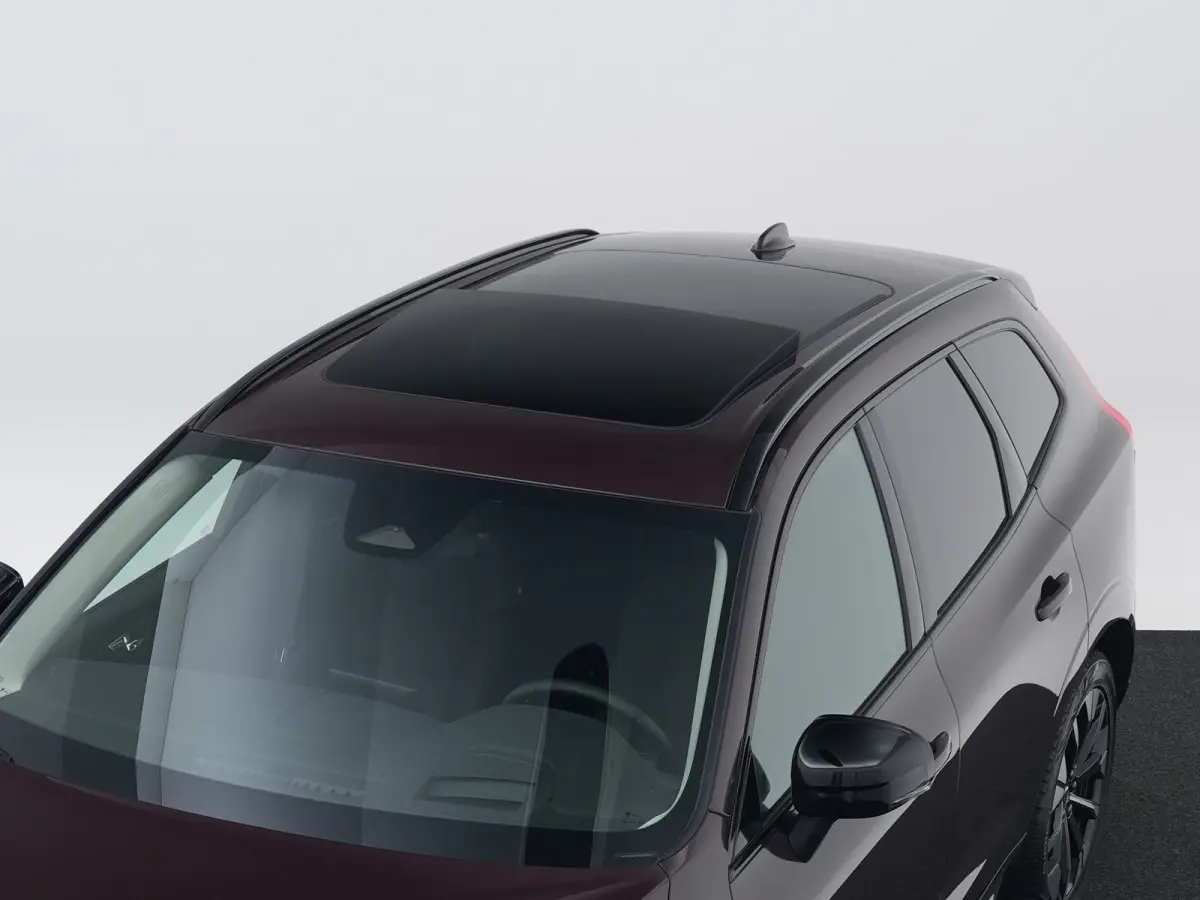 T6 Recharge AWD Ultra Dark | Luchtvering | Head-Up | Harman/Kardon | 360° | Panoramadak | All Seasons | Trekhaak