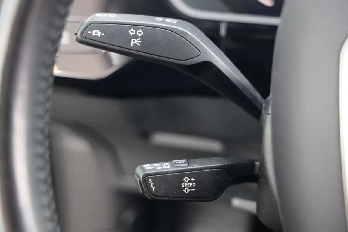 e-tron 50 quattro Launch edition 71 kWh|Trekhaak|SOH 93%|Zwart LMV|Navi|Clima|Cruise|Virtiual Display