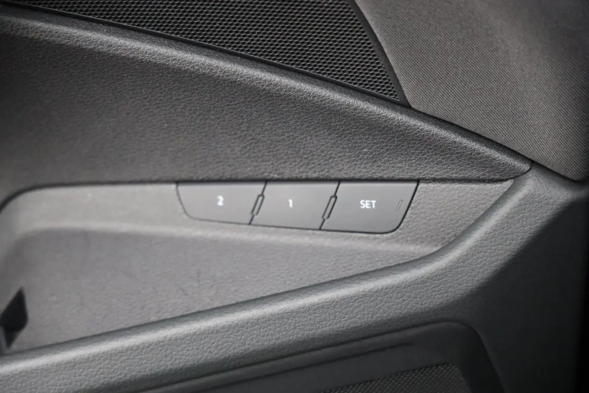 e-tron 50 quattro Launch edition 71 kWh|Trekhaak|SOH 93%|Zwart LMV|Navi|Clima|Cruise|Virtiual Display