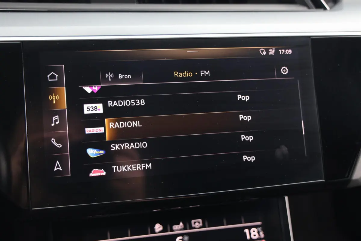 e-tron 50 quattro Launch edition 71 kWh|Trekhaak|SOH 93%|Zwart LMV|Navi|Clima|Cruise|Virtiual Display