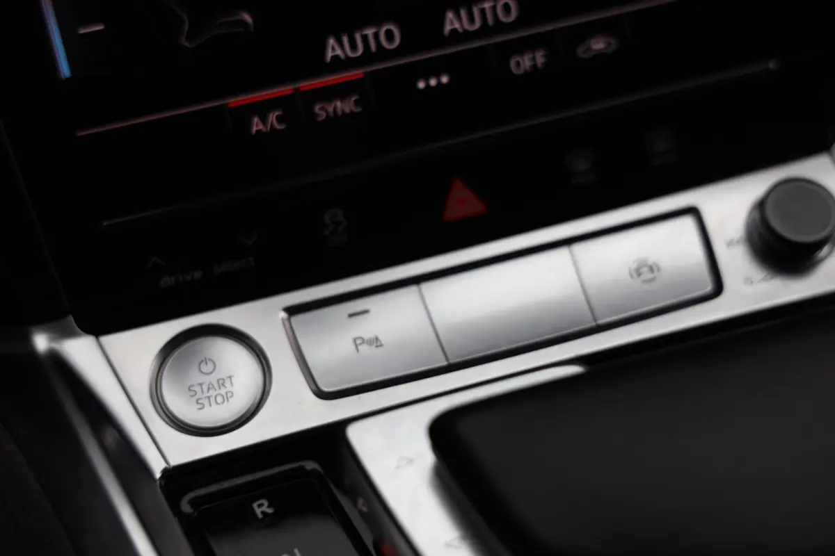 e-tron 50 quattro Launch edition 71 kWh|Trekhaak|SOH 93%|Zwart LMV|Navi|Clima|Cruise|Virtiual Display