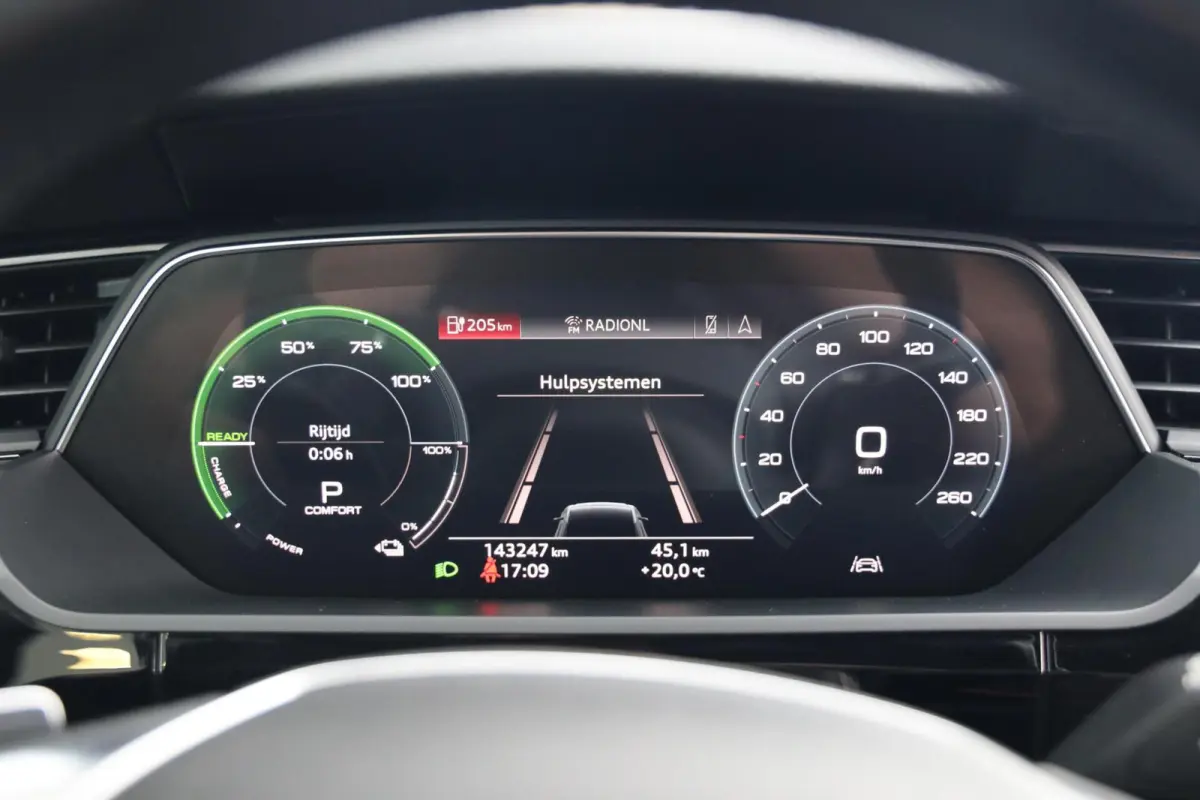 e-tron 50 quattro Launch edition 71 kWh|Trekhaak|SOH 93%|Zwart LMV|Navi|Clima|Cruise|Virtiual Display