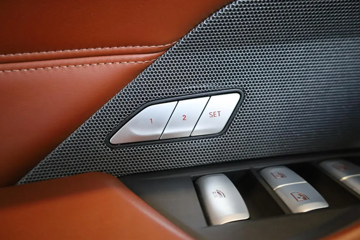 M4 Competition xDrive | Driving Assistant Professional | Head-Up Display | Harman/Kardon | Air Collar