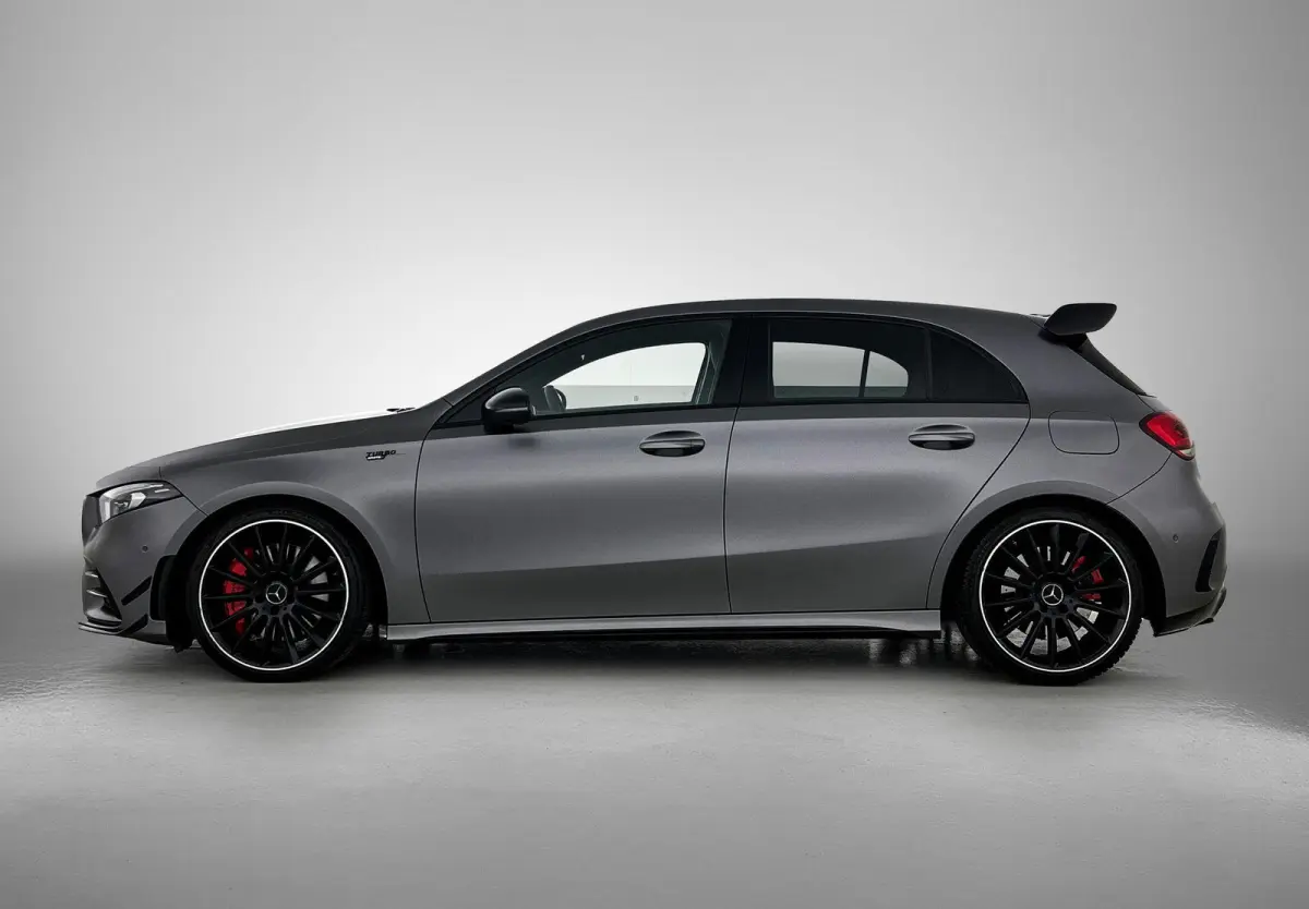 AMG 35 4MATIC Premium Plus | ACHTERUITRIJCAMERA | BURMESTER | STOELVERWARMING | SFEERVERLICHTING | MULTIBEAM LED |