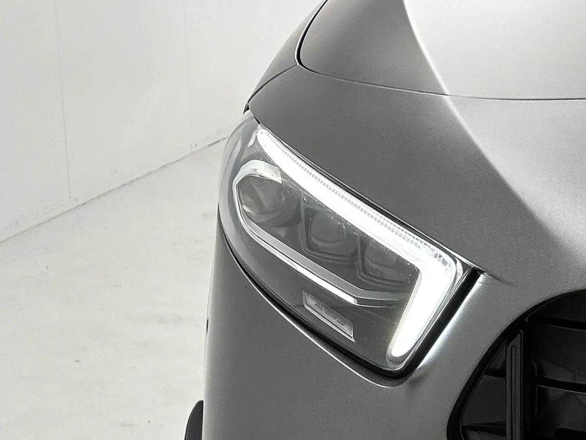 AMG 35 4MATIC Premium Plus | ACHTERUITRIJCAMERA | BURMESTER | STOELVERWARMING | SFEERVERLICHTING | MULTIBEAM LED |
