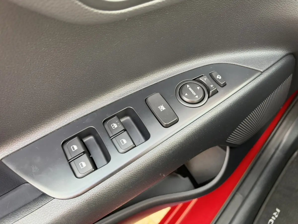 1.0 TGDI DynamicLine | Apple Carplay | Camera | Navigatie