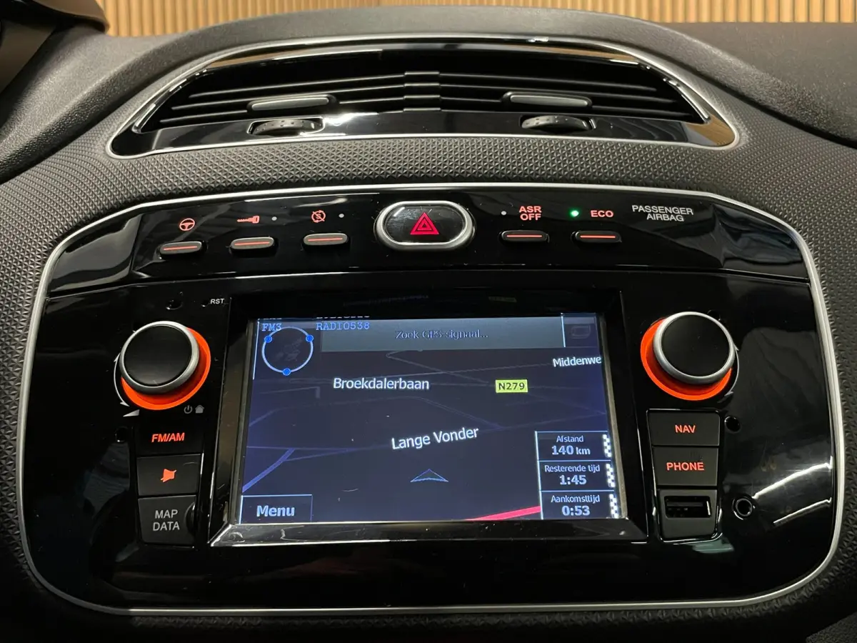 0.9 TwinAir Sempre|UNIEK, KMS NAP|NAVIGATIE|CRUISE CONTROL|CLIMATE CONTROL|PDC-A|NL-AUTO|NETTE AUTO|2E EIGENAAR|