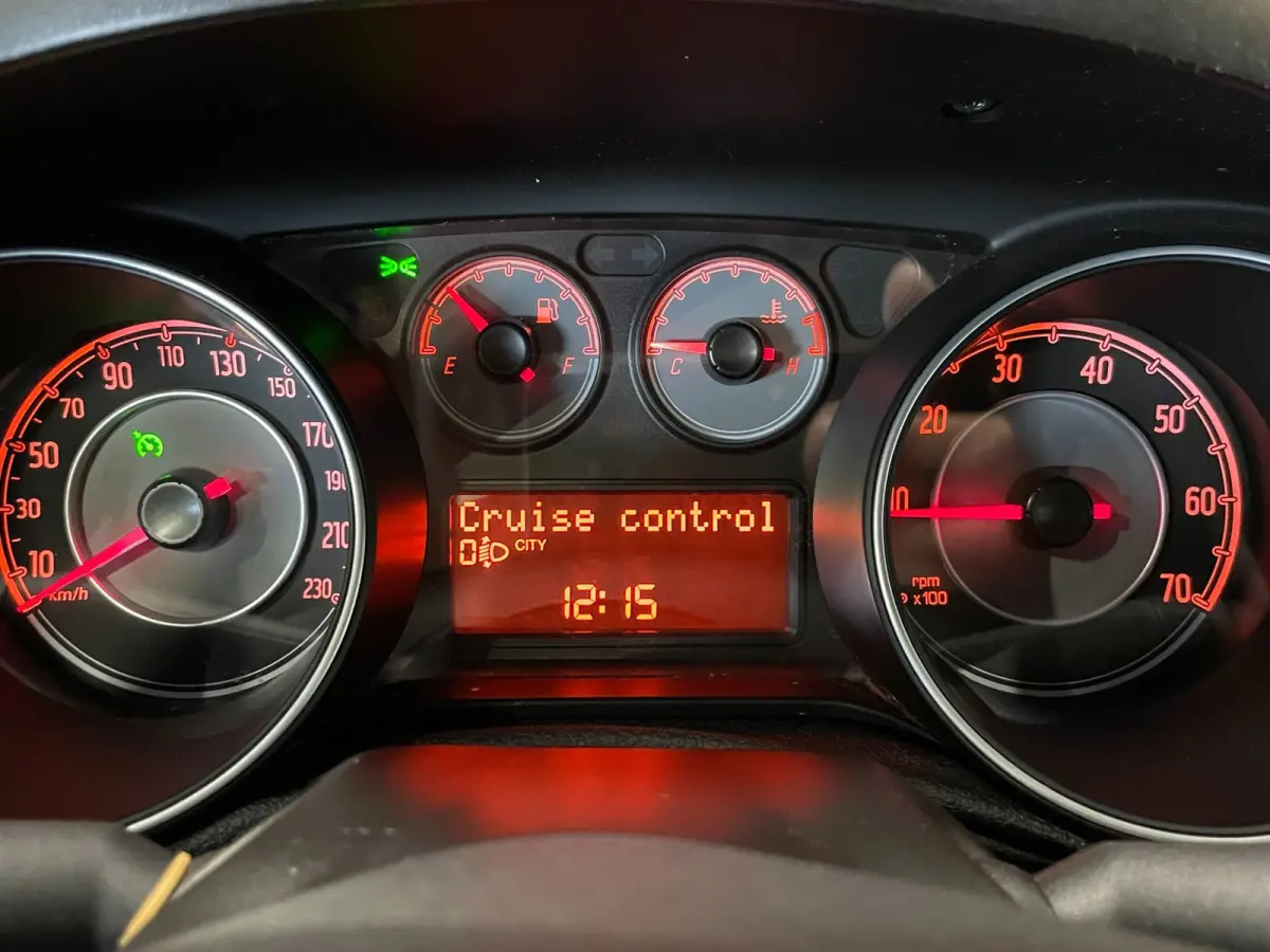 0.9 TwinAir Sempre|UNIEK, KMS NAP|NAVIGATIE|CRUISE CONTROL|CLIMATE CONTROL|PDC-A|NL-AUTO|NETTE AUTO|2E EIGENAAR|