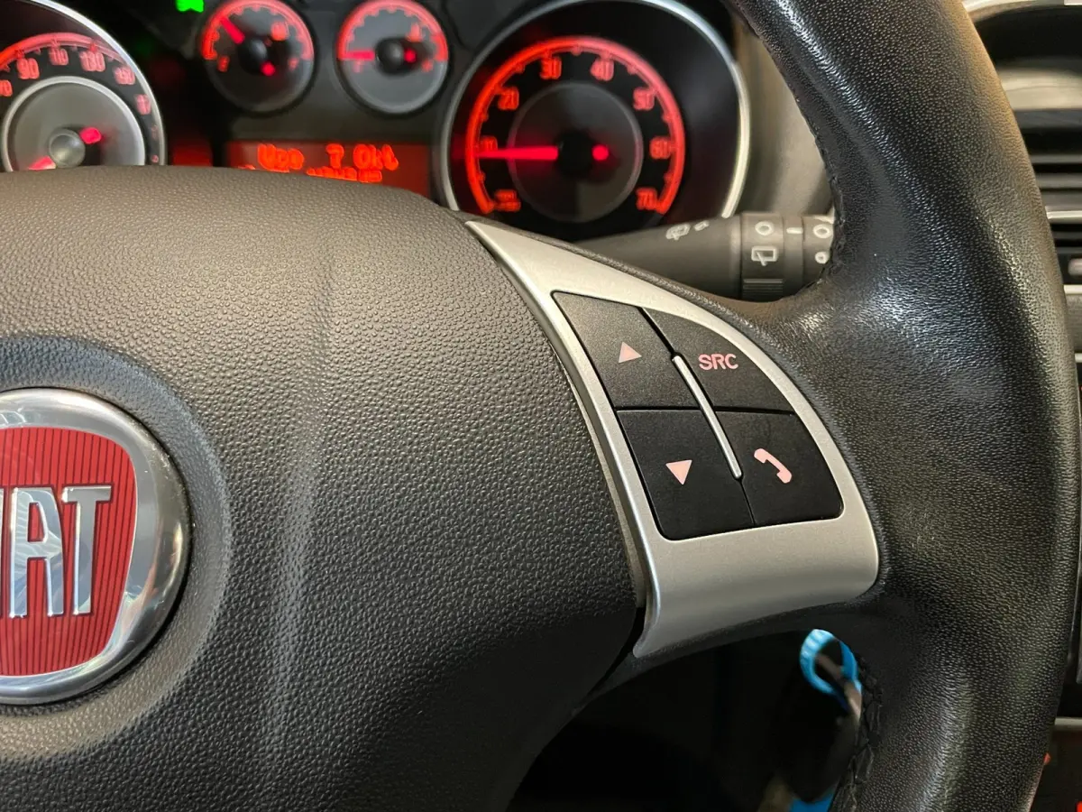 0.9 TwinAir Sempre|UNIEK, KMS NAP|NAVIGATIE|CRUISE CONTROL|CLIMATE CONTROL|PDC-A|NL-AUTO|NETTE AUTO|2E EIGENAAR|