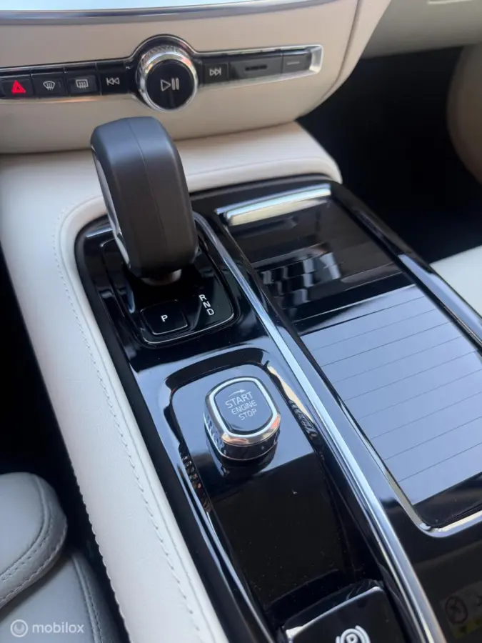 2.0 T6 Plug-in hybrid AWD Plus Bright LONG RANGE