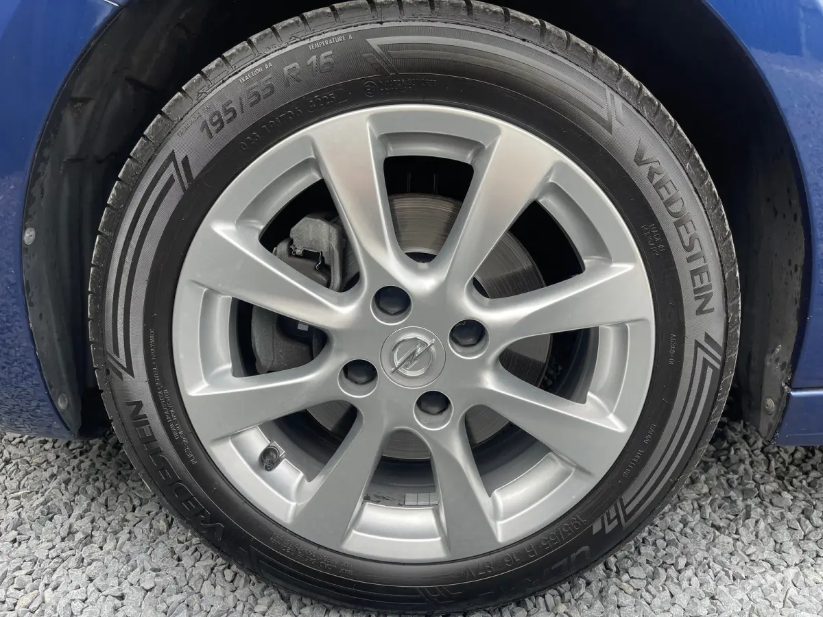 1.2 100PK Edition TREKHAAK| PARKEERSENSOR ACHTER| ELEKTRISCHE RAMEN| APPLE CARPLAY/ANDROID AUTO| CRUISE CONTROL| AIRCO