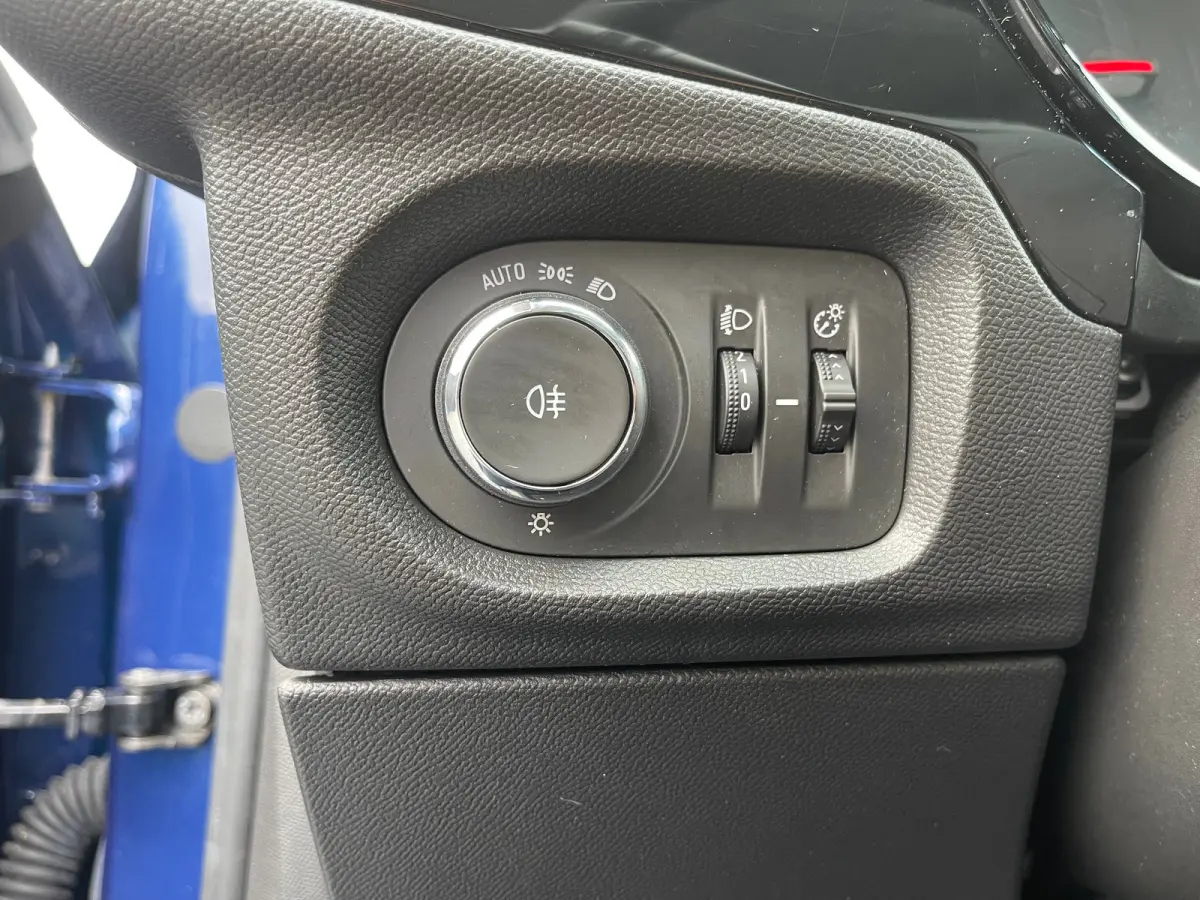 1.2 100PK Edition TREKHAAK| PARKEERSENSOR ACHTER| ELEKTRISCHE RAMEN| APPLE CARPLAY/ANDROID AUTO| CRUISE CONTROL| AIRCO