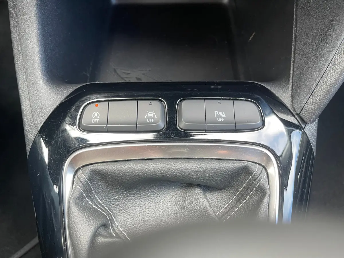 1.2 100PK Edition TREKHAAK| PARKEERSENSOR ACHTER| ELEKTRISCHE RAMEN| APPLE CARPLAY/ANDROID AUTO| CRUISE CONTROL| AIRCO