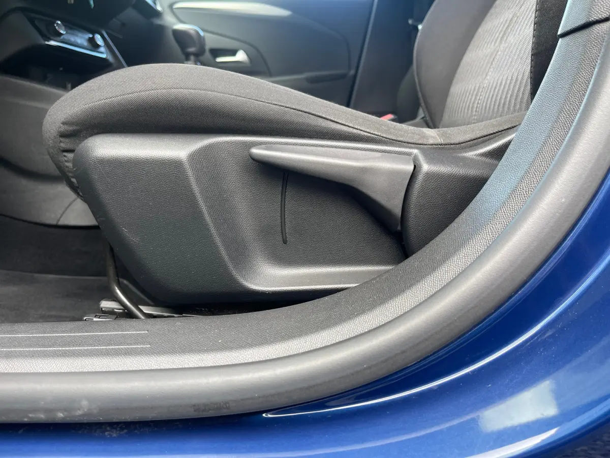 1.2 100PK Edition TREKHAAK| PARKEERSENSOR ACHTER| ELEKTRISCHE RAMEN| APPLE CARPLAY/ANDROID AUTO| CRUISE CONTROL| AIRCO