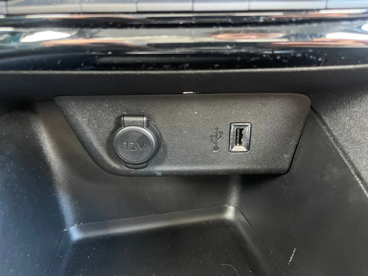 1.2 100PK Edition TREKHAAK| PARKEERSENSOR ACHTER| ELEKTRISCHE RAMEN| APPLE CARPLAY/ANDROID AUTO| CRUISE CONTROL| AIRCO