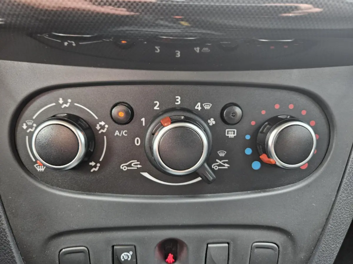 0.9 TCe Laureate AIRCO | CRUISE | TREKHAAK| LAGE KM ST NAP!