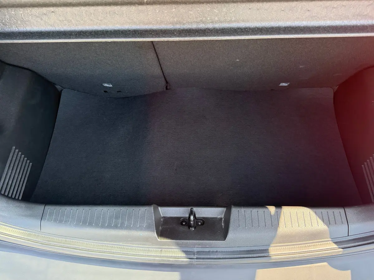 1.0 75PK Online Edition | PARKEERSENSOREN ACHTER| AIRCO| CRUISE CONTROL| DAB| NAVI| DAKRAILS| HOGE INSTAP