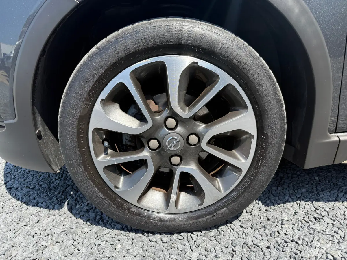 1.0 75PK Online Edition | PARKEERSENSOREN ACHTER| AIRCO| CRUISE CONTROL| DAB| NAVI| DAKRAILS| HOGE INSTAP