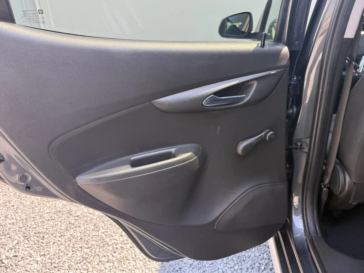 1.0 75PK Online Edition | PARKEERSENSOREN ACHTER| AIRCO| CRUISE CONTROL| DAB| NAVI| DAKRAILS| HOGE INSTAP