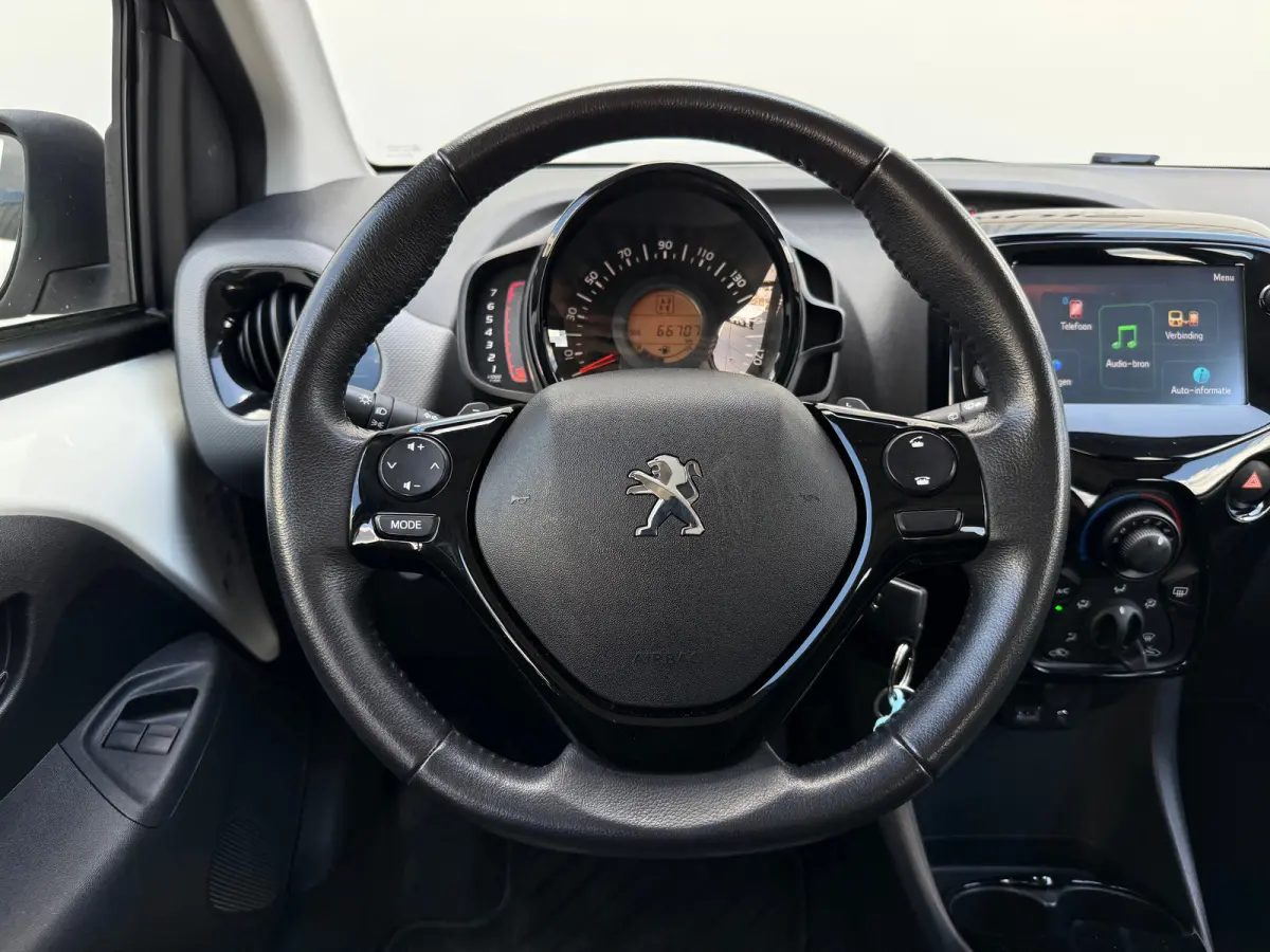 1.0 e-VTI Allure AUTOMAAT | APPLE CARPLAY/ANDROID AUTO| AIRCO| MISTLAMPEN VOOR| START/STOP SYSTEEM