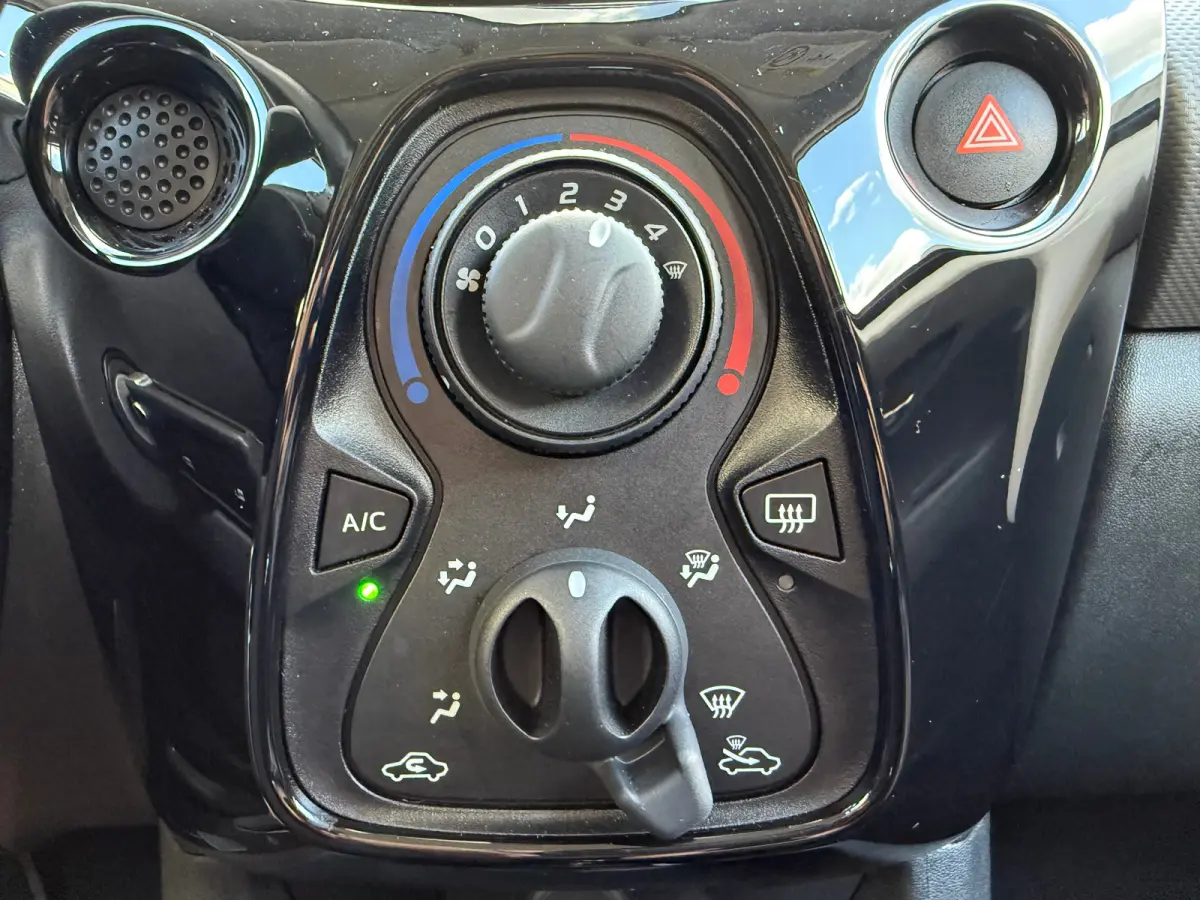 1.0 e-VTI Allure AUTOMAAT | APPLE CARPLAY/ANDROID AUTO| AIRCO| MISTLAMPEN VOOR| START/STOP SYSTEEM