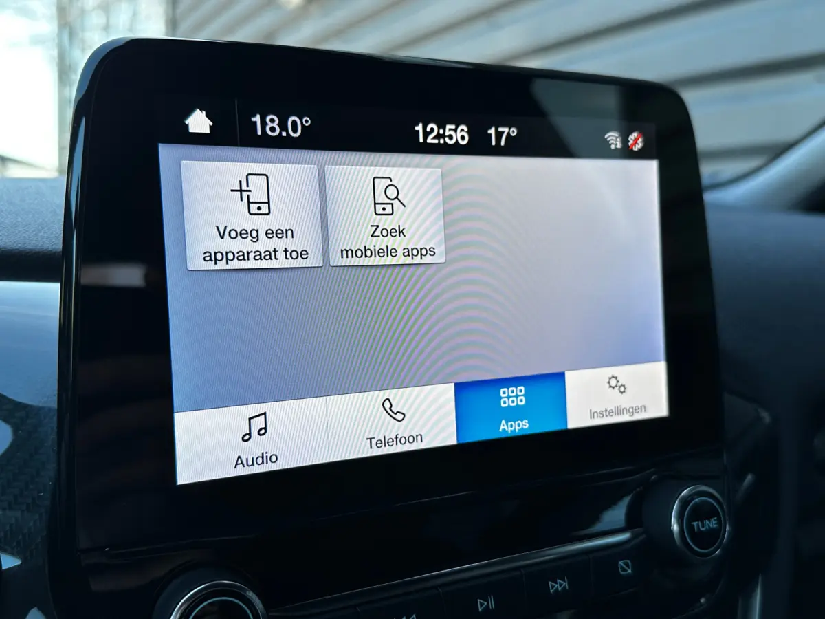 1.0 125 PK Hybrid ST-Line | STUUR, STOEL EN VOORRUITVERWARMING| KEYLESS ENTRY & START| ADAPTIEVE LED KOPLAMPEN| DAB| APPLE CARPLAY/ANDROID AUTO|