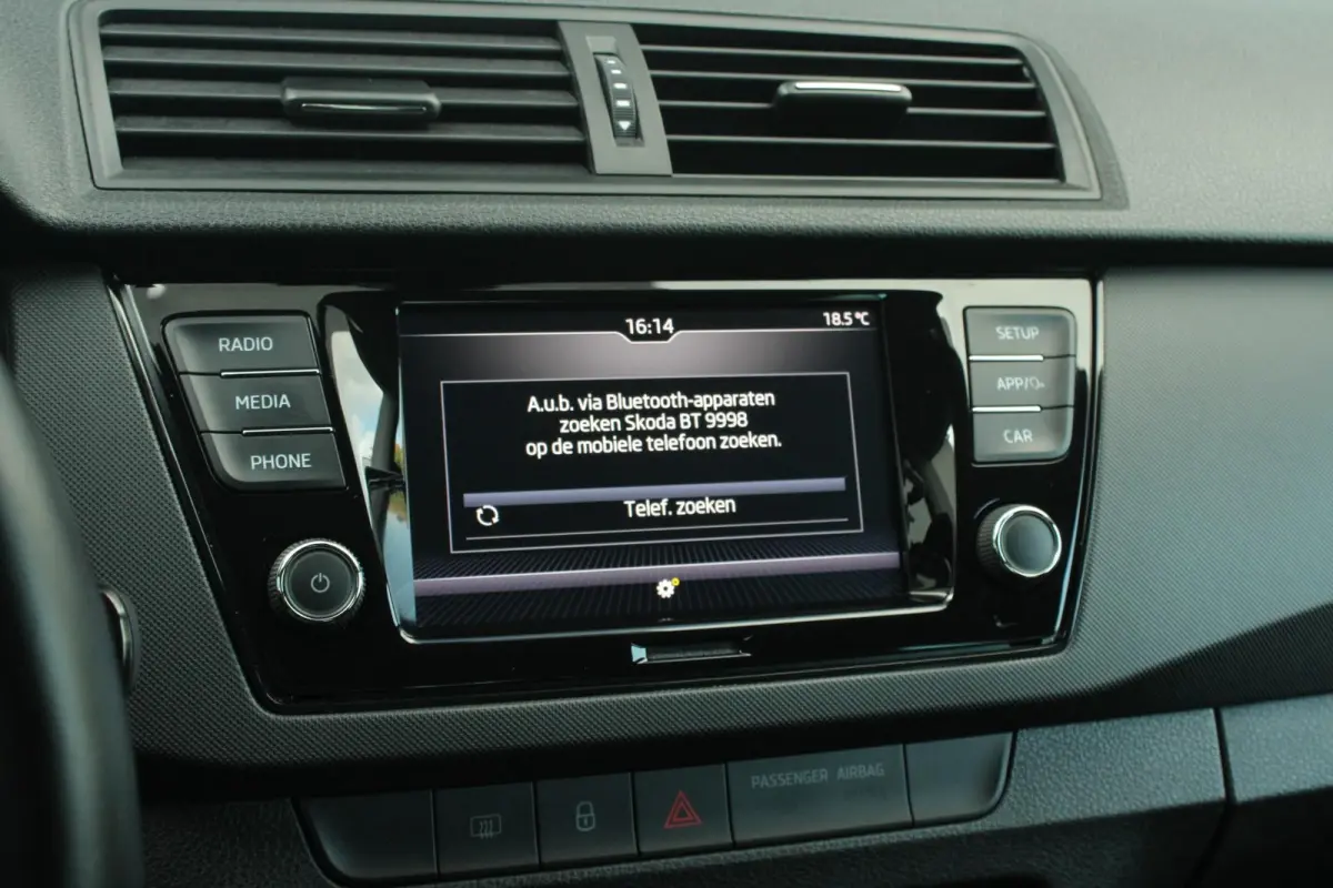 1.0 95pk TSI DSG Ambition | Cruise Control | Climate Control | DAB+ | Apple CarPlay / Android Auto