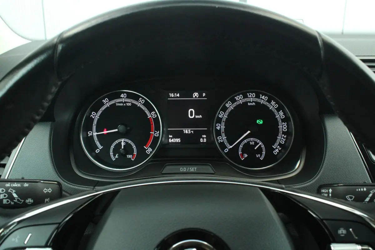 1.0 95pk TSI DSG Ambition | Cruise Control | Climate Control | DAB+ | Apple CarPlay / Android Auto
