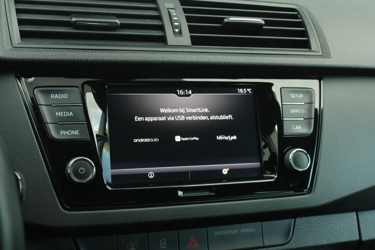 1.0 95pk TSI DSG Ambition | Cruise Control | Climate Control | DAB+ | Apple CarPlay / Android Auto