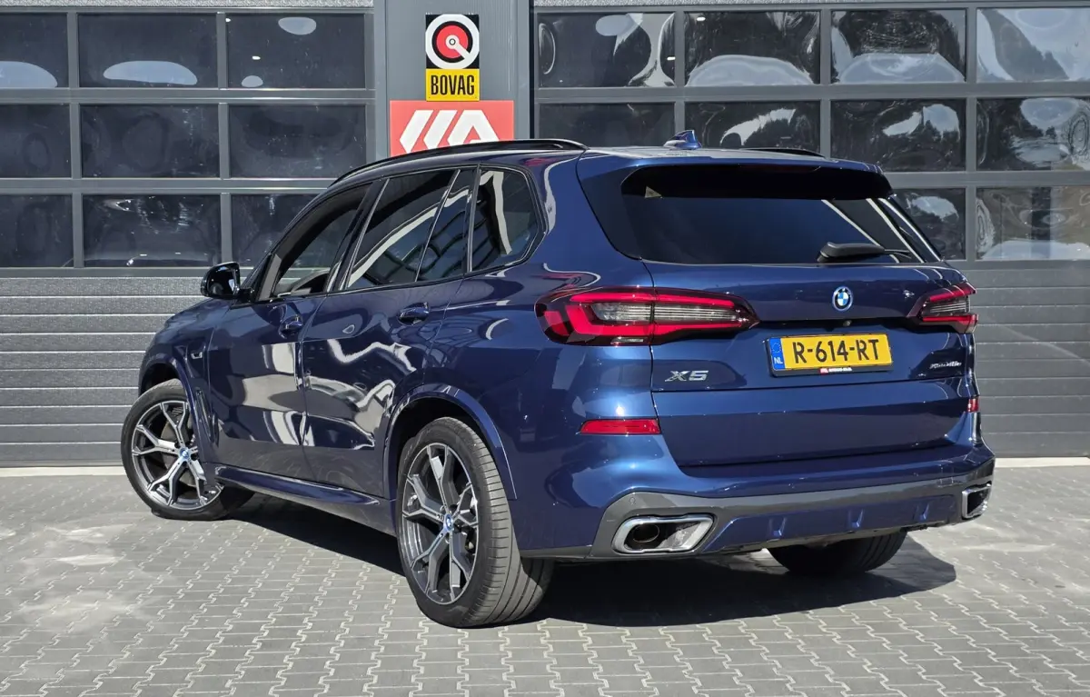 XDrive45e M Sport High Executive | LUCHTVERING | BOWERS | TREKHAAK | PANO | LASER | SOFTCLOSE