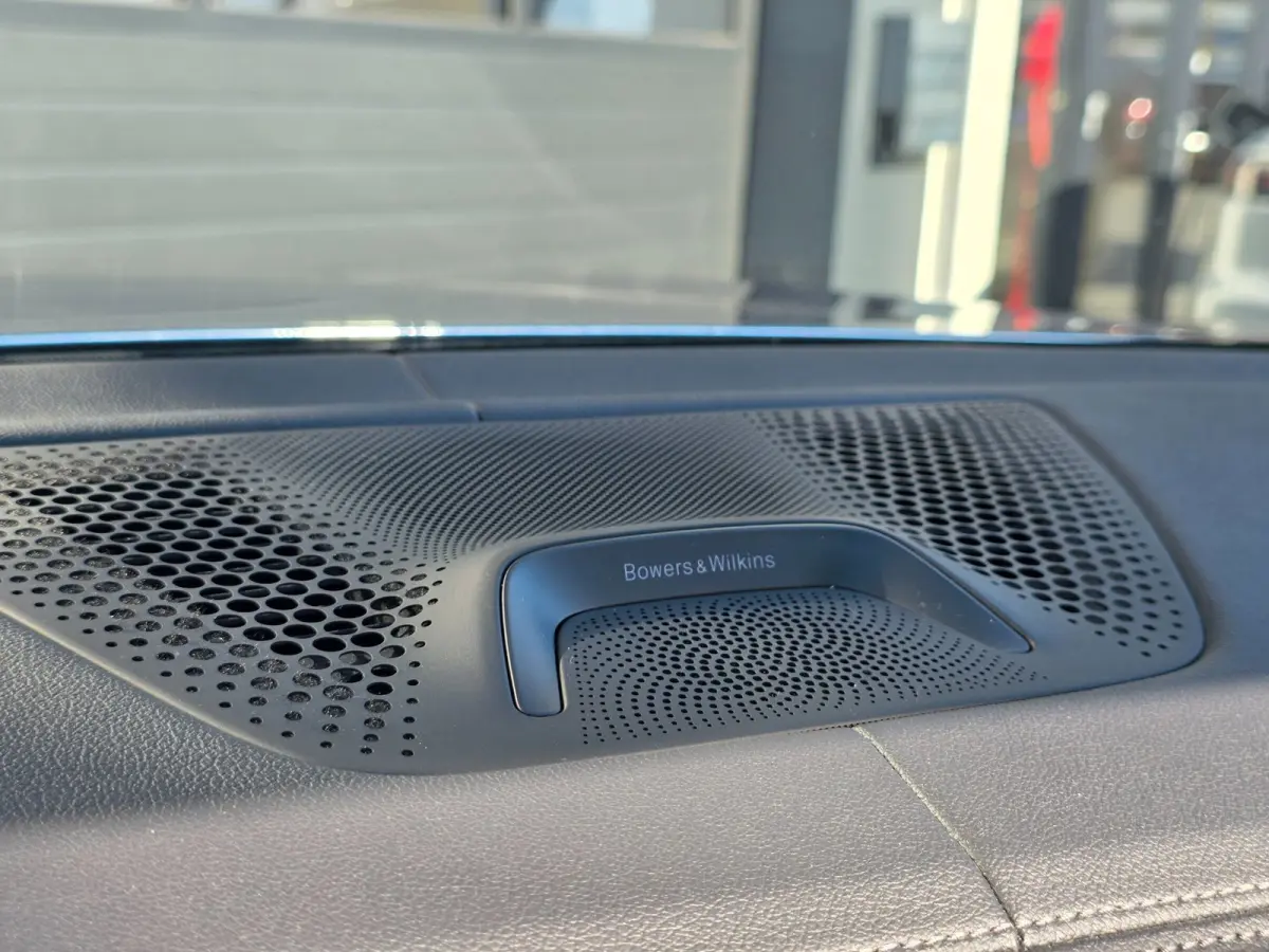 XDrive45e M Sport High Executive | LUCHTVERING | BOWERS | TREKHAAK | PANO | LASER | SOFTCLOSE