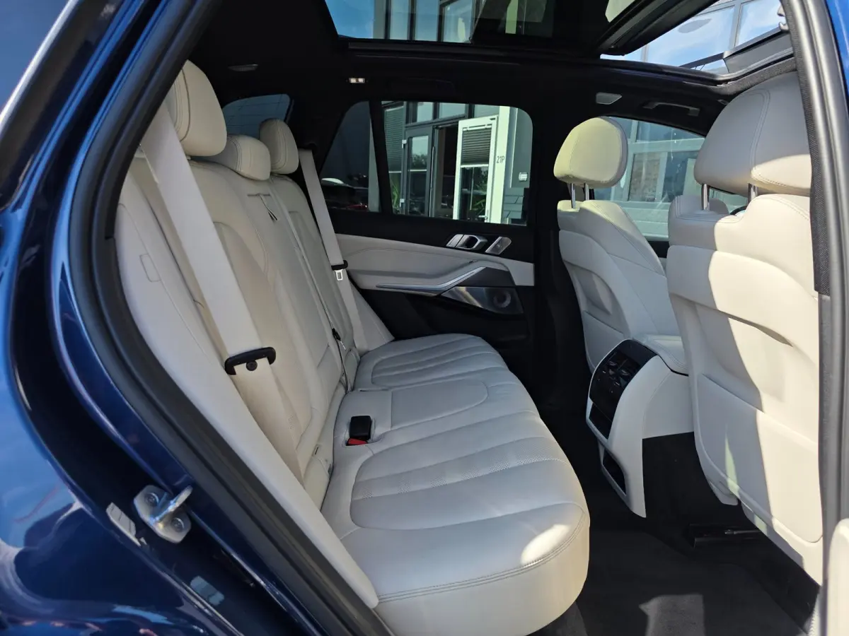 XDrive45e M Sport High Executive | LUCHTVERING | BOWERS | TREKHAAK | PANO | LASER | SOFTCLOSE