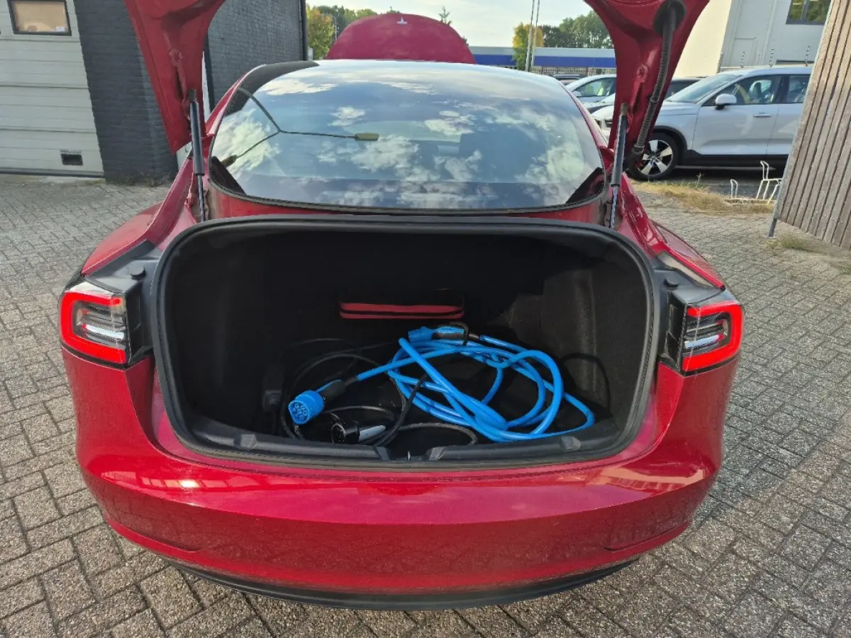Long Range AWD 75 kWh