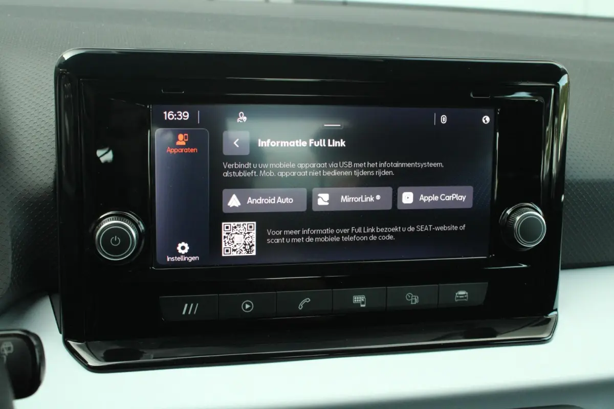 1.0 EcoTSI 95pk Style | DAB | Apple CarPlay/ Android Auto | Parkeersensoren Achter