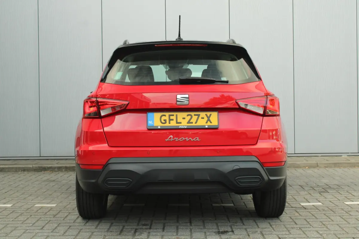 1.0 EcoTSI 95pk Style | DAB | Apple CarPlay/ Android Auto | Parkeersensoren Achter